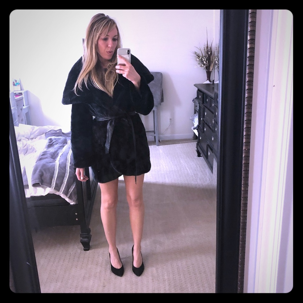 Tahari faux fur with faux leather belt coat